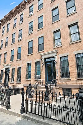 Rented by Douglas Elliman | media 18