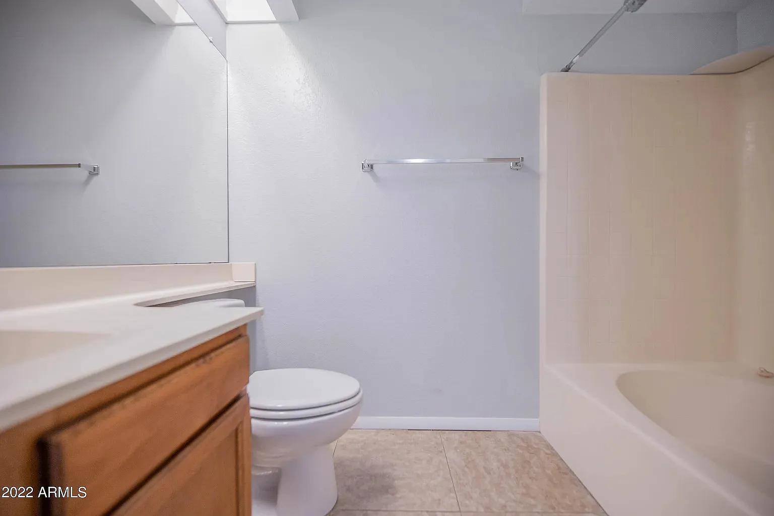 2 bed, 934 sqft, $1,645 — Photo 2