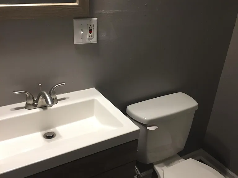824 Saratoga St #1 — Photo 18