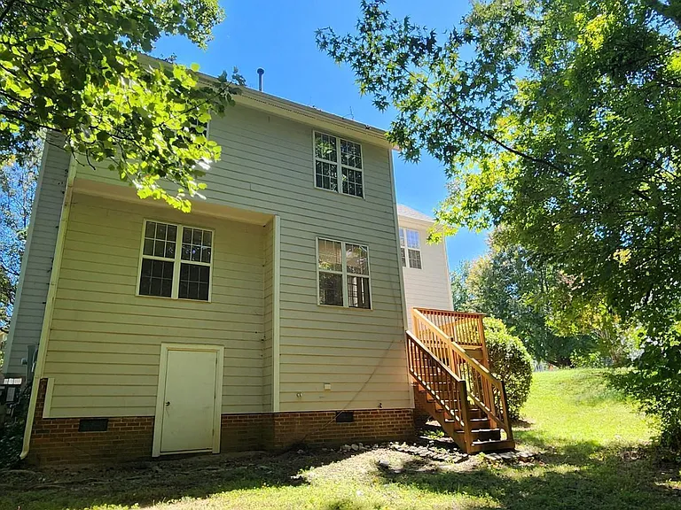 2820 Beehnon Way — Photo 20