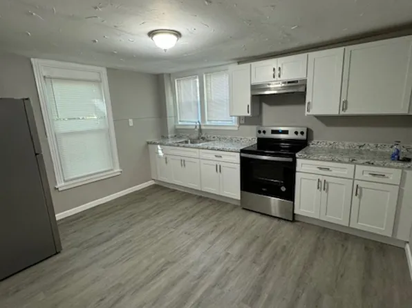 145 W High St #B, Elkton, MD 21921
