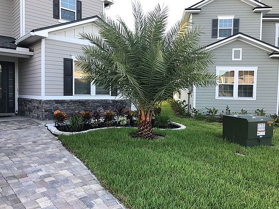 5th image of 10956 Mandarin Preserve Dr