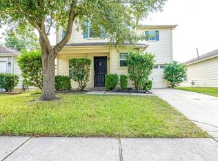 422 Silky Leaf Dr, Houston, TX 77073
