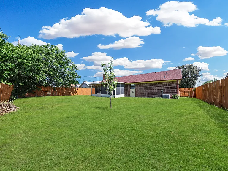 4716 Glass Mountain Dr — Photo 22