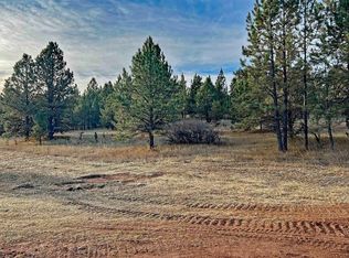 2 Westwind Dr, Hot Springs, SD 57747