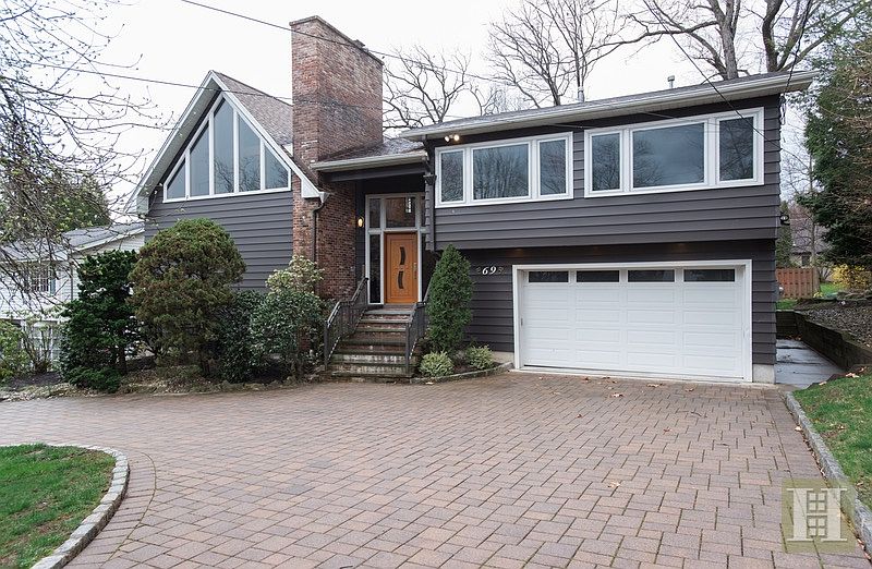1st image of 69 Fairway Ave