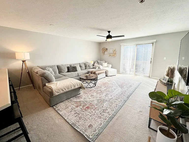 11 Sunridge Dr — Photo 4