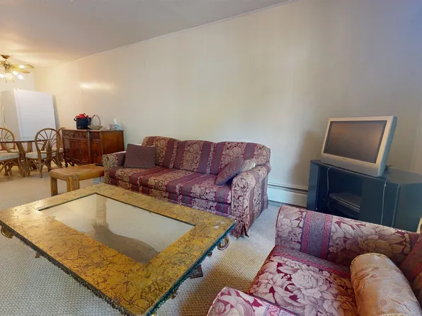 1000 King Albert Ave #112, Coquitlam, BC V3J 7A3