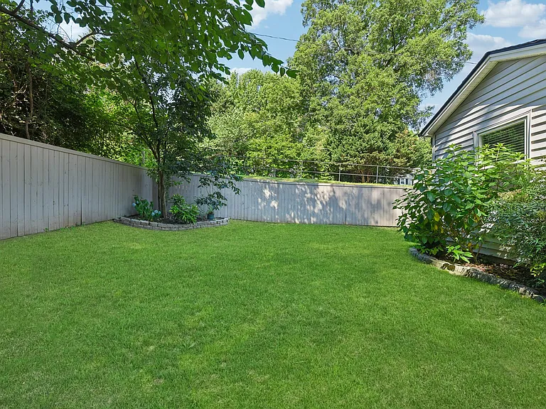 4000 Hiddenbrook Dr — Photo 29