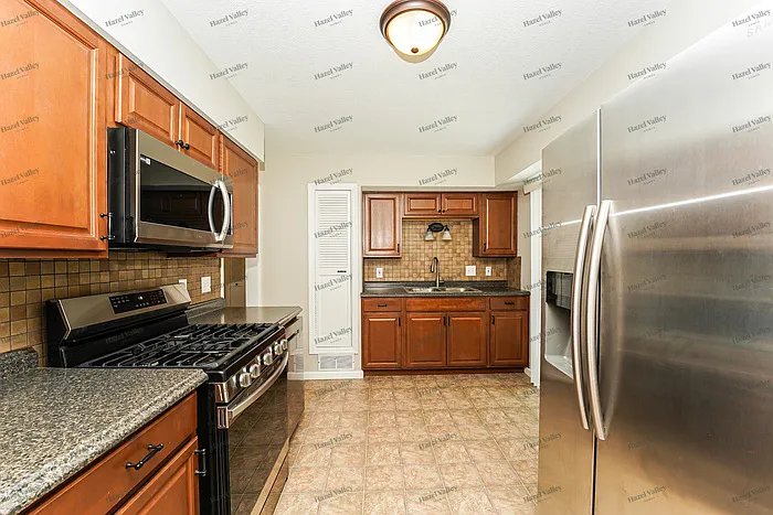 1623 Sunset Ave — Photo 8