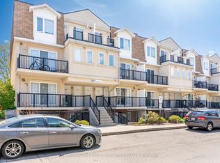 3041 Finch Ave W #2054, Toronto, ON M9M 0A4