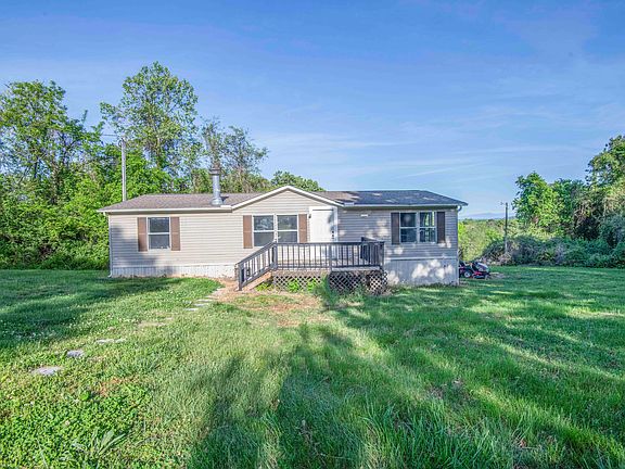2nd image of 3210 Landview Dr