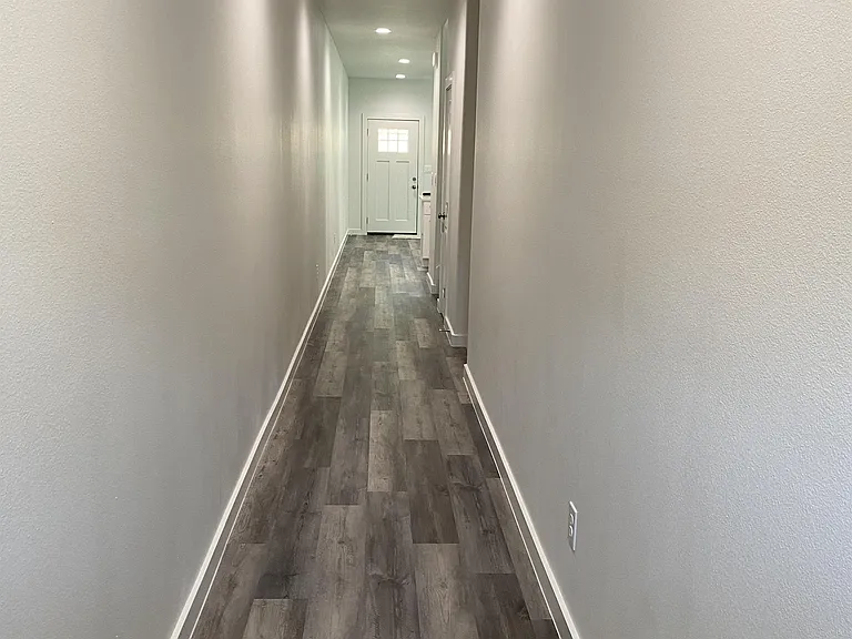 505 W Walker St #10 — Photo 6