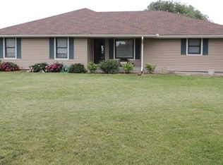 502 E 1st St, Overbrook, KS 66524