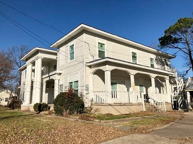 3720 Sockwell Blvd #7