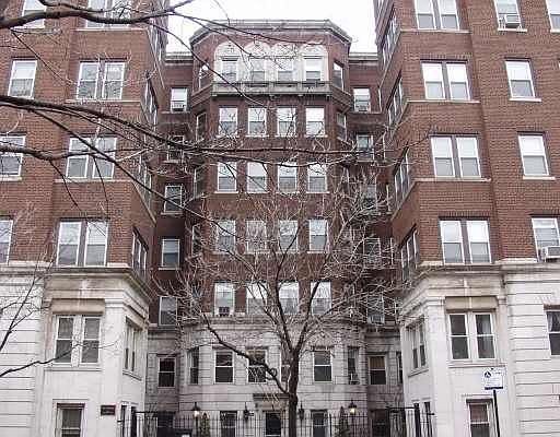 1st image of 1046 W Balmoral Ave APT 3D
