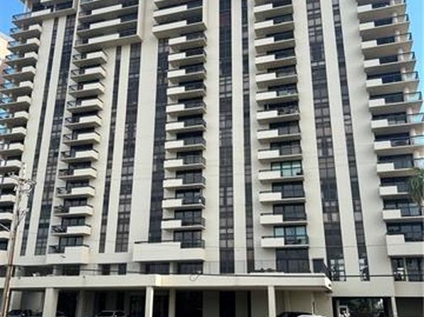300 Lake Marina Dr #14 BE