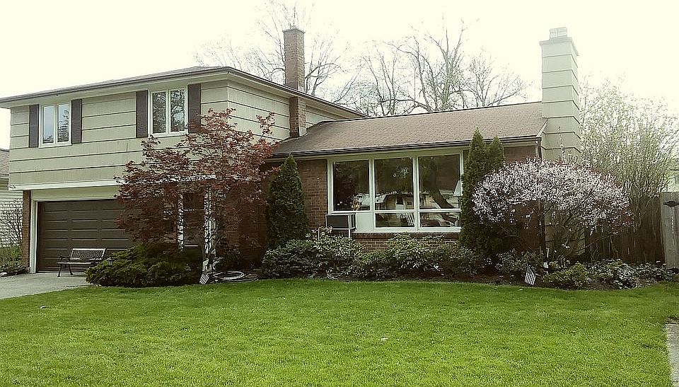 1st image of 42 Cottonwood Dr
