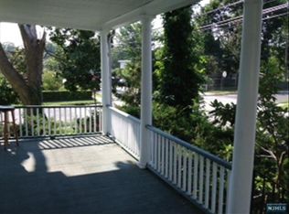 37 Selvage Ave, Teaneck, NJ 07666