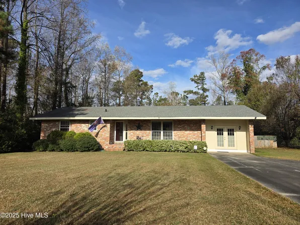 88 Country Club Road, Whiteville, NC 28472
