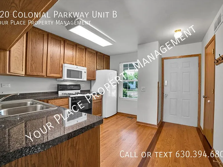 120 Colonial Pkwy #B — Photo 9