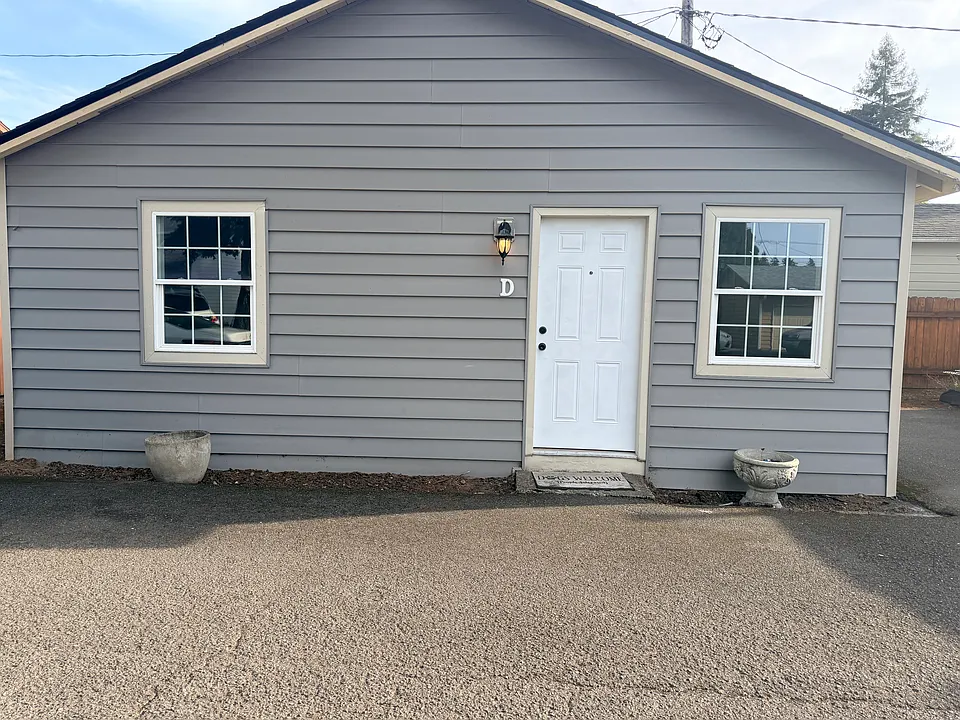 236 SE 139th Ave #D