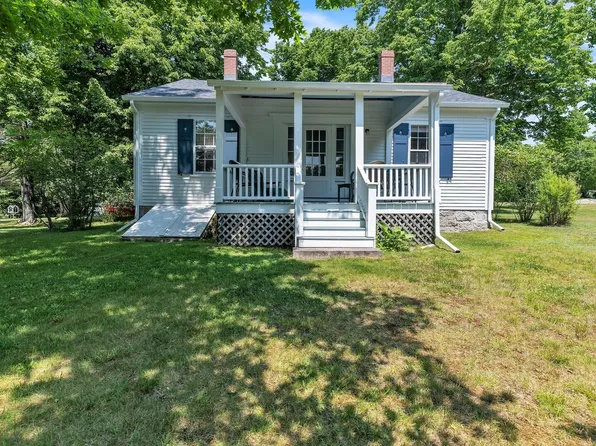 (undisclosed Address), Southwest Harbor, ME 04679