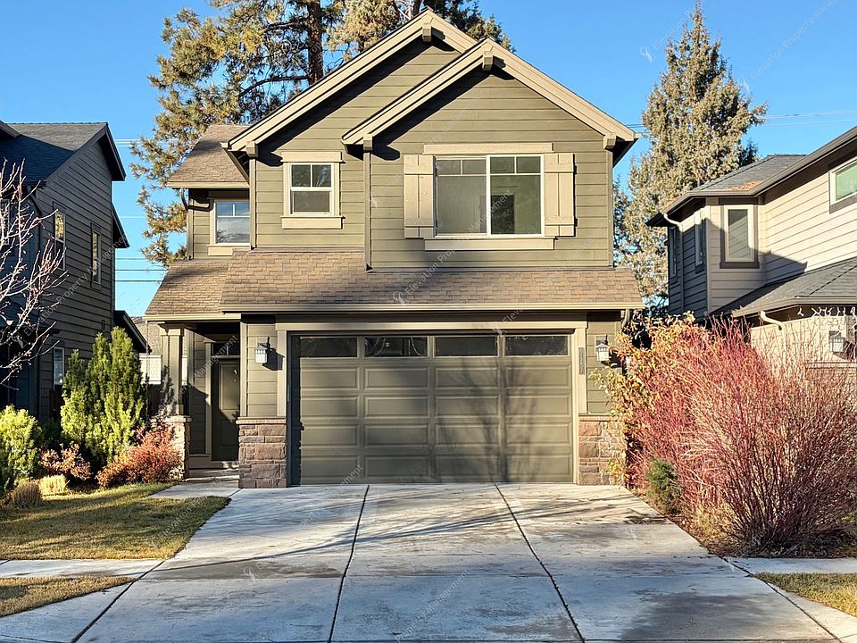 1st image of 61257 SE Brock Ln
