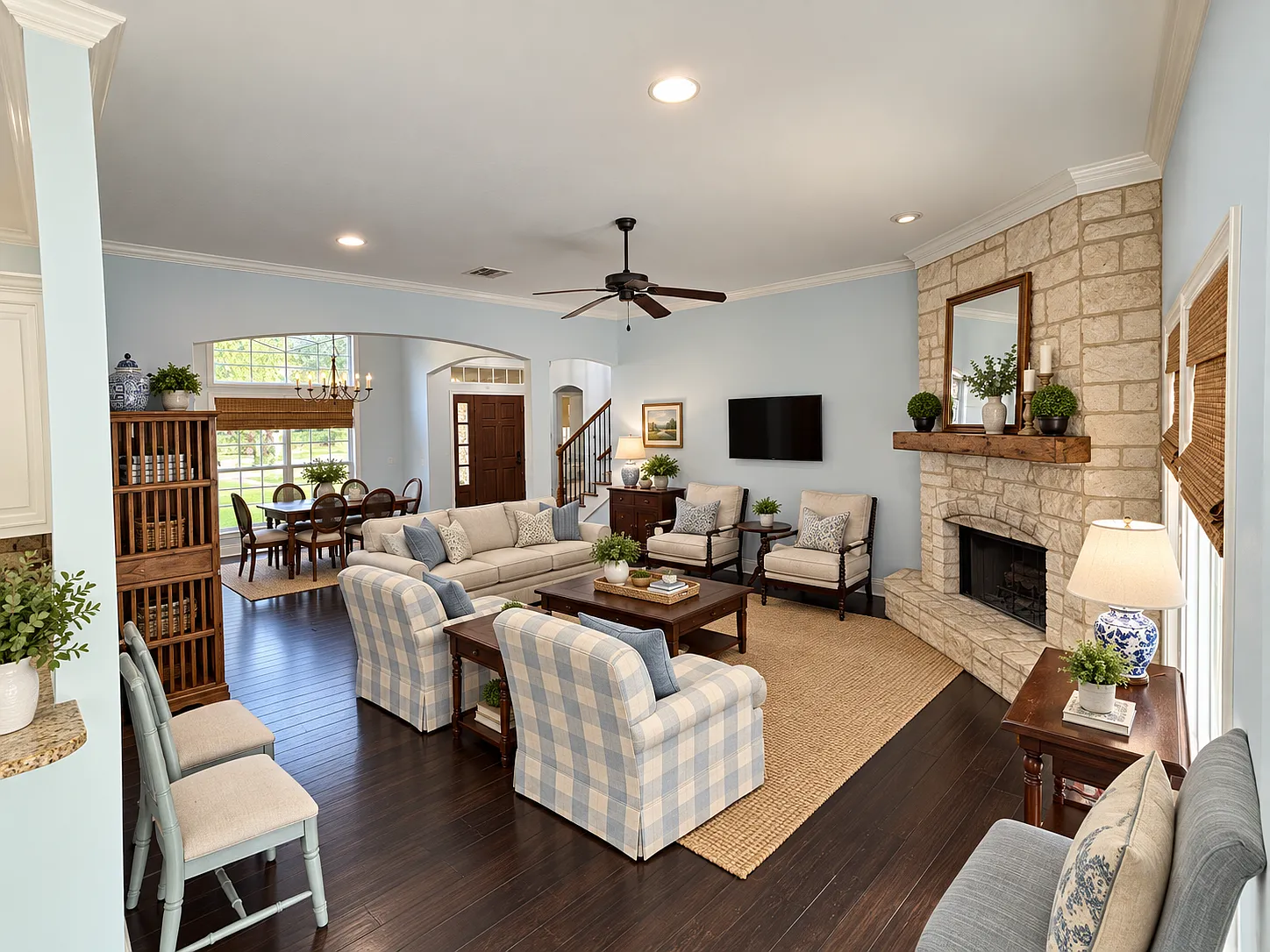 4 bed, 2495 sqft, $4,200 — Photo 1