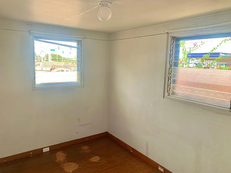 92 S Wakea Ave — Photo 5