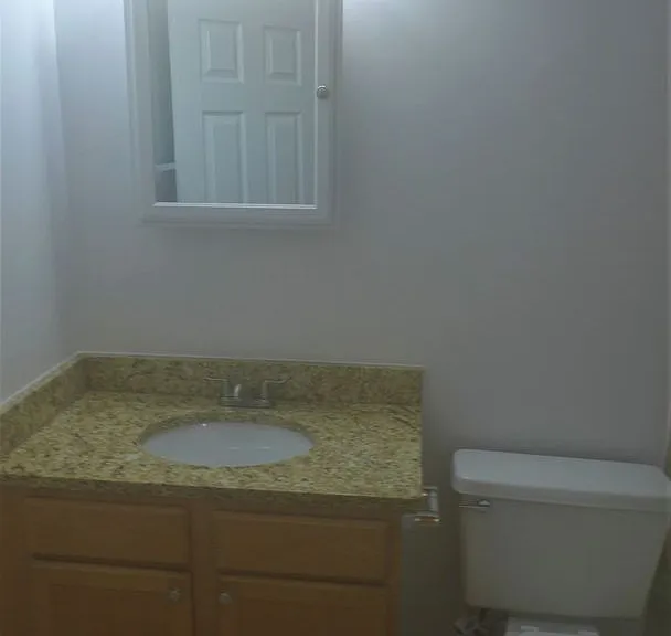 808-12 W Junior Terrace — Photo 12