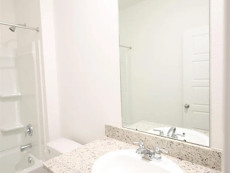 13343 Bellacosa Ave — Photo 9
