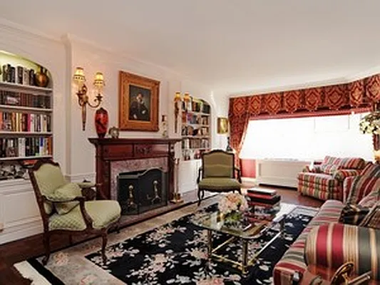 Sold by Corcoran | media 7