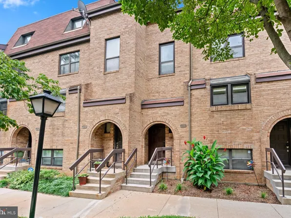 3324 Banneker Dr NE #3324, Washington, DC 20018