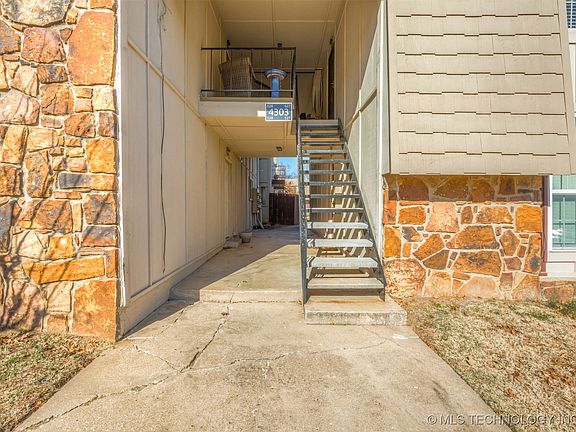 4th image of 4303 E 68th St Unit 628