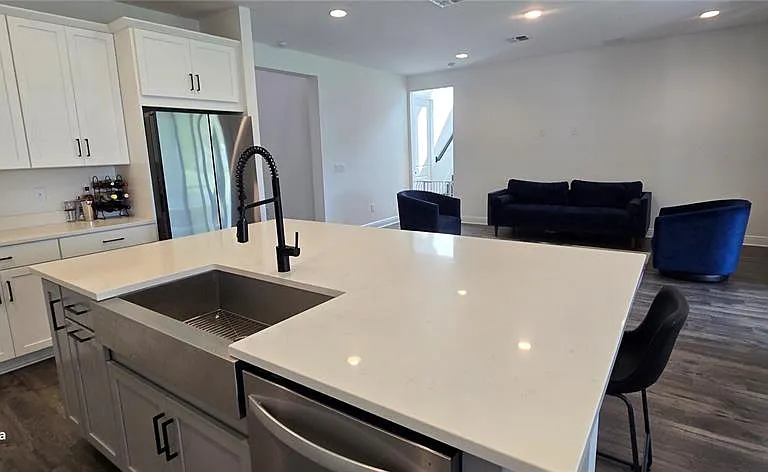 18410 Blue Heron Cir — Photo 17