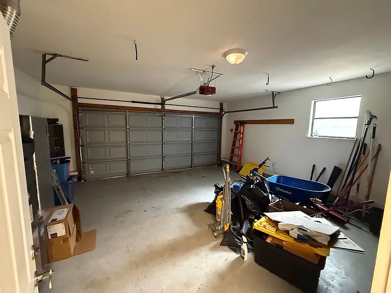 3815 NW 57th Ter — Photo 15