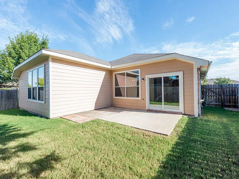 4184 Capstone Dr — Photo 19