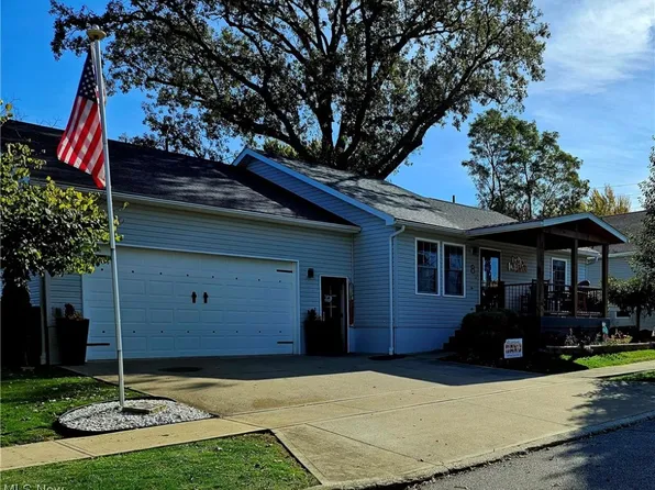8 Nadine Dr, New London, OH 44851