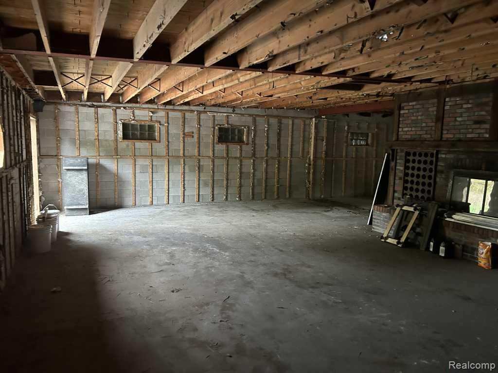 2598 S Oceana Dr, Shelby, MI - View 4