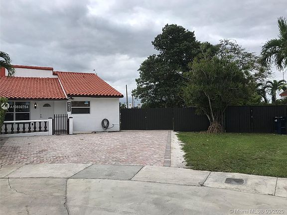 3rd image of 9632 NW Grand Canal Dr