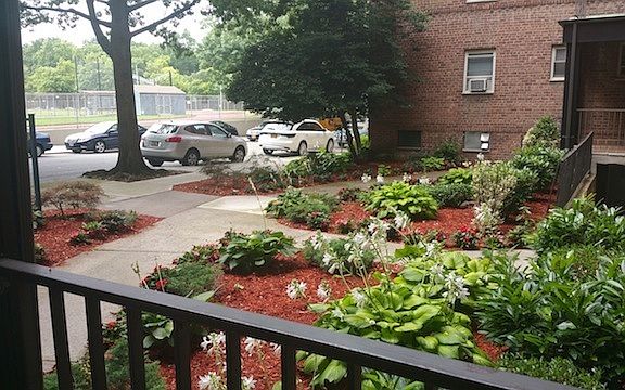 2nd image of 13520 Hoover Ave APT 4N