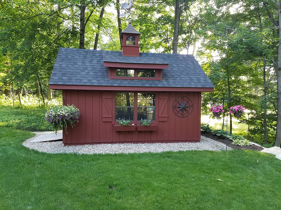 2nd image of 174 S Mountain Dr