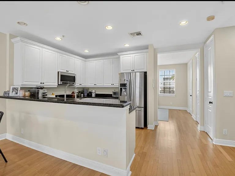 1054 E Heritage Club Cir — Photo 4