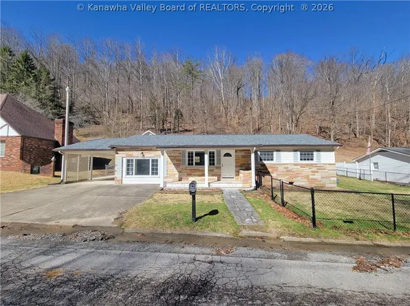 174 Hidden Valley Rd, Chapmanville, WV 25508