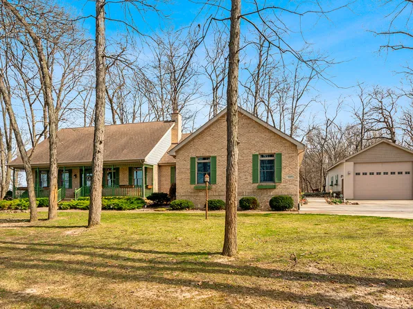 127 Teton Ct, Hebron, IN 46341