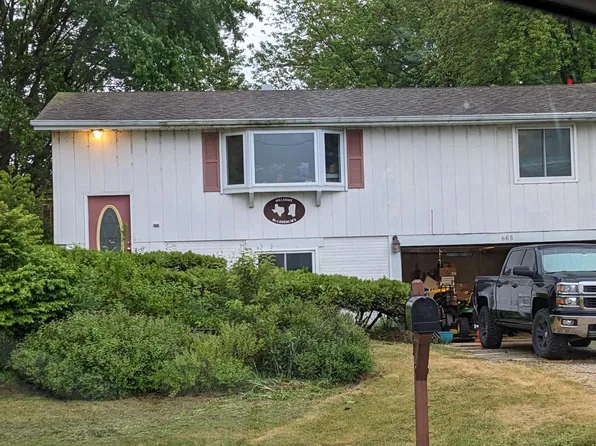 665 East Washington AVENUE, Cleveland, WI 53015