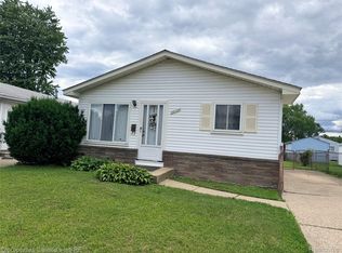 20158 Abrahm St, Clinton Township, MI 48035