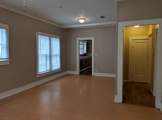 920 S Grand Ave, Gainesville, TX 76240