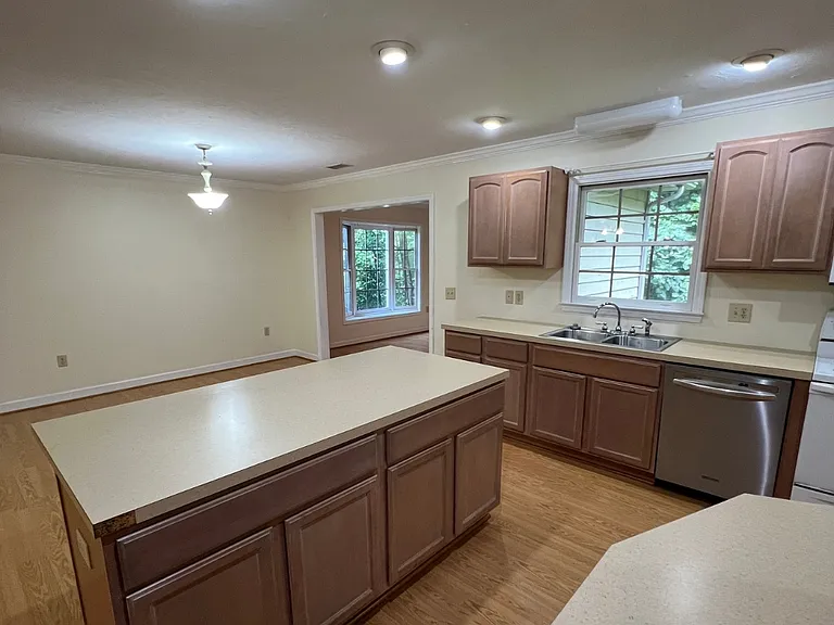 193 Edgewood Ridge Rd — Photo 8